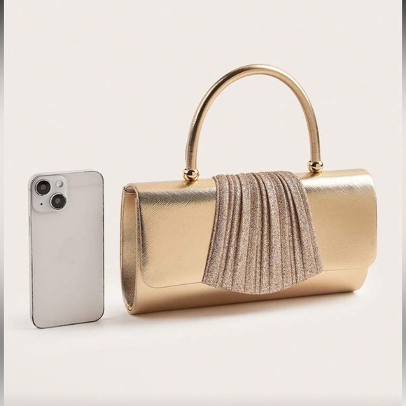 Elegant Gold Clutch Bag